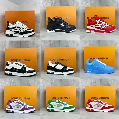 Louis Vuitton B22 Sneakers